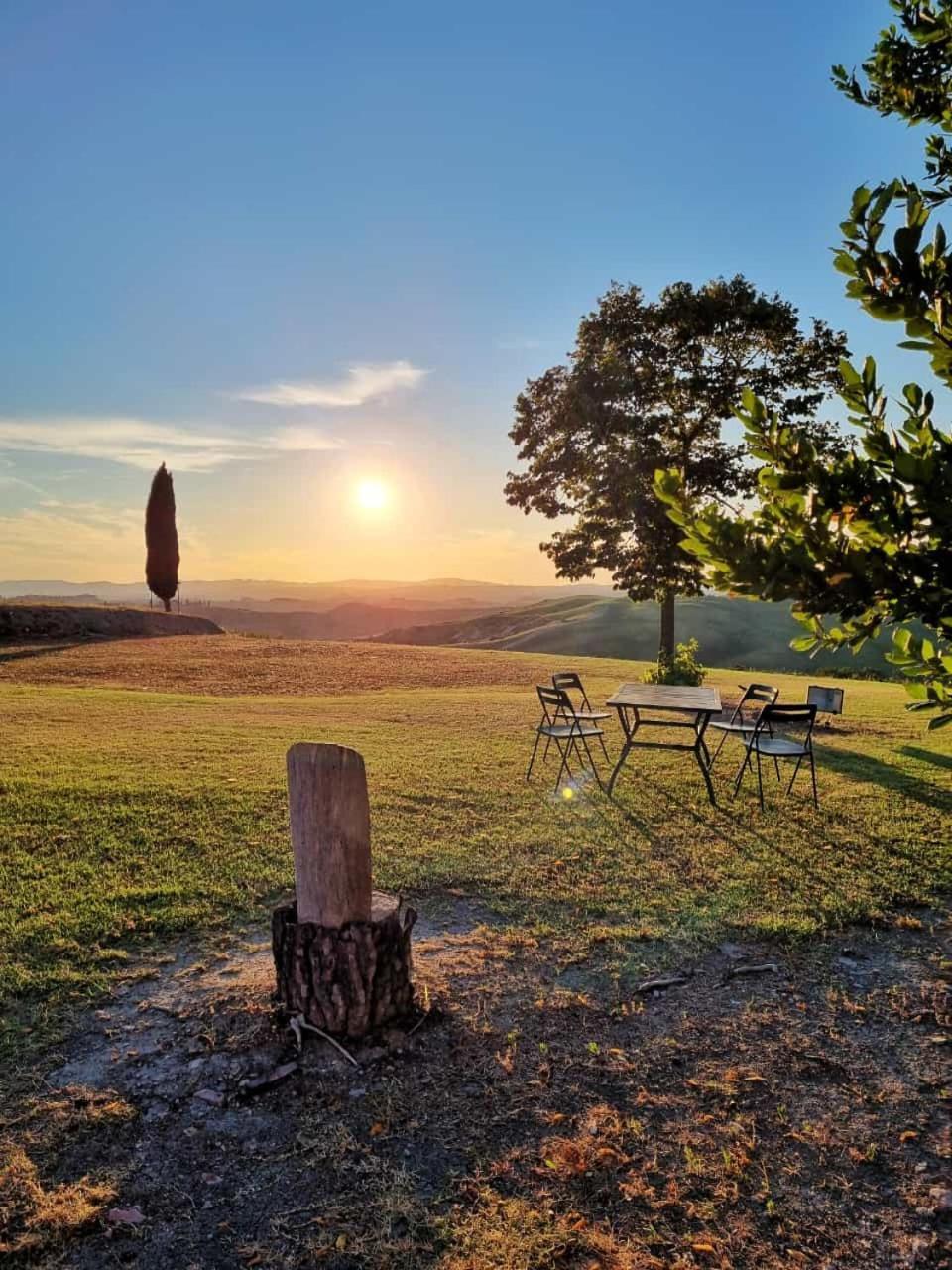 Podere Il Granaio - Crete Senesi - Tuscany Siena Buitenkant foto