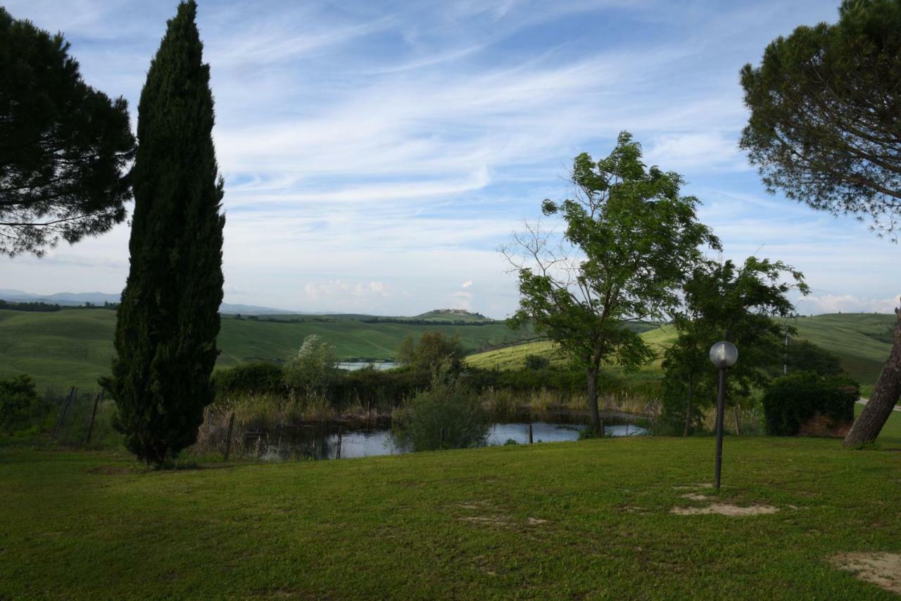 Podere Il Granaio - Crete Senesi - Tuscany Siena Buitenkant foto